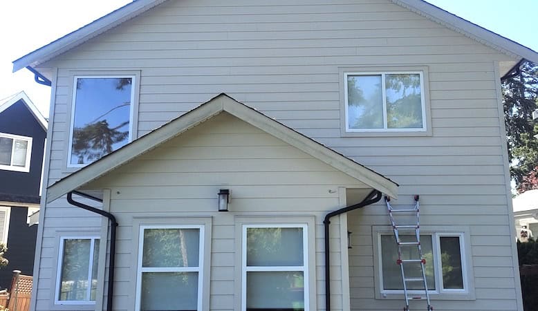 Gutter cleaning services in Victoria